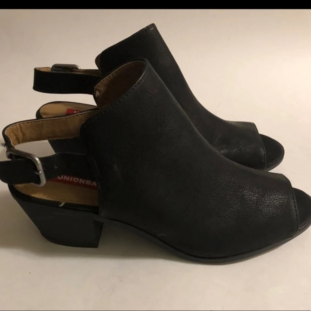 UnionBay Shoes Women’s‎ Open Toe Heel Black Size 9.5M